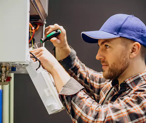 Expert Plumber for Tankless Water Heater Maintenance in Salinas, CA: Schedule Professional Maintenance Services with Us